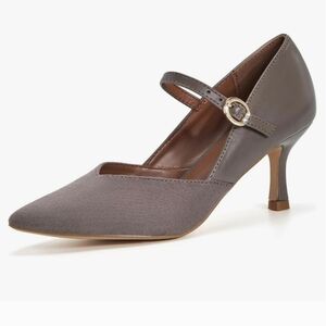 Gray low heel pumps Look Exactly As Pictured, Still In Box